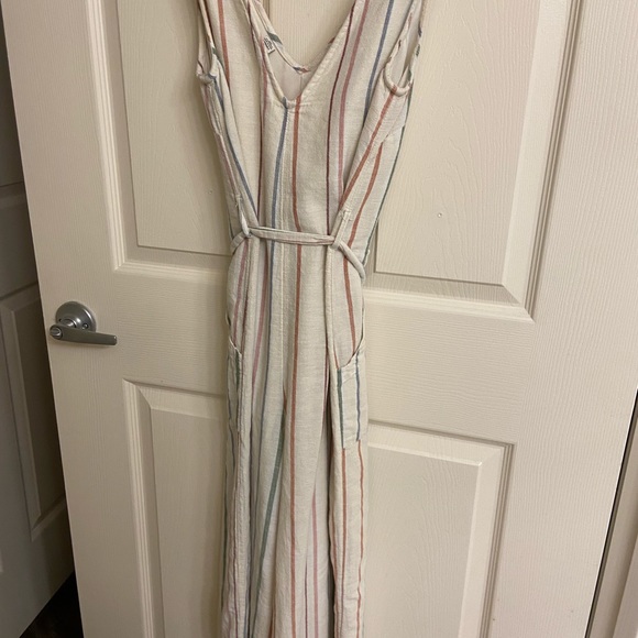 American Eagle Jumpsuit - Picture 3 of 4